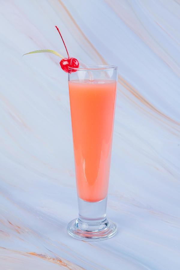 Earl'S Red Colombo Hotel Екстериор снимка